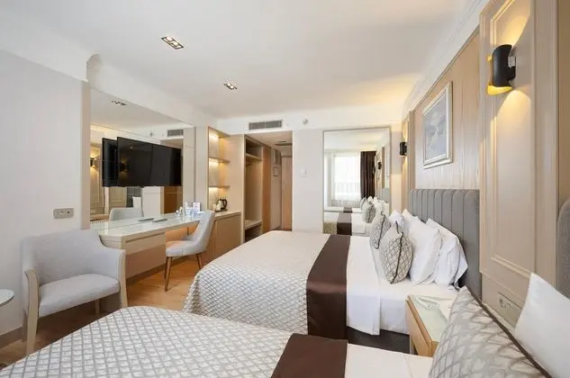 https://images.etstur.com/files/images/hotelImages/TR/51914/l/Porto-Bello-Hotel-Oda-397294.jpg