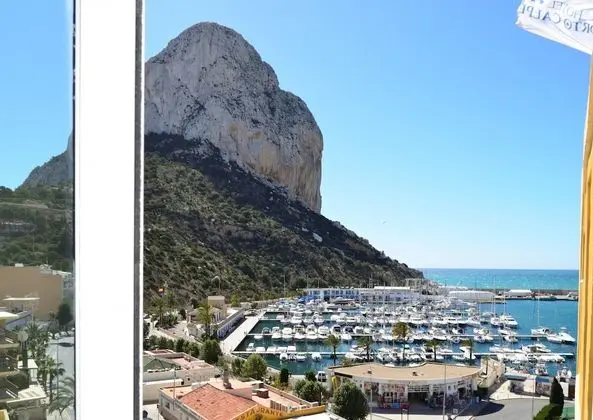 Comfort Büyük Yataklı Tek Kişilik Oda, Kısmi Deniz Manzaralı