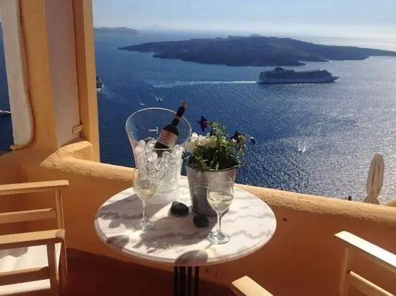 Standard Tek Büyük veya İki Ayrı Yataklı Oda, Deniz Manzaralı