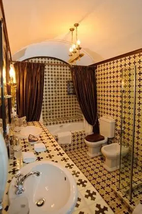 Grand Villa, Birden Çok Yatak Odası (sleeps 48)