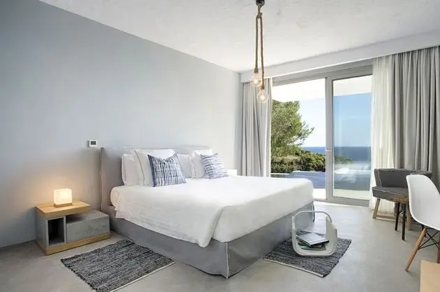 Villa, 5 Yatak Odası, Kişiye Özel Havuzlu, Deniz Manzaralı (Kalyva Mare)