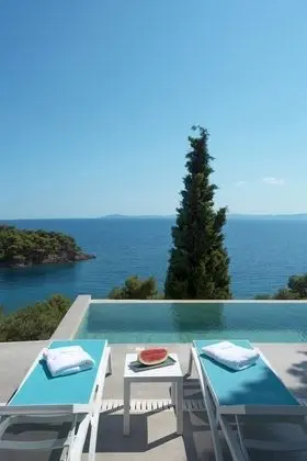 Superior Villa, 2 Yatak Odası, Kişiye Özel Havuzlu, Deniz Manzaralı (Kalyva Mare)