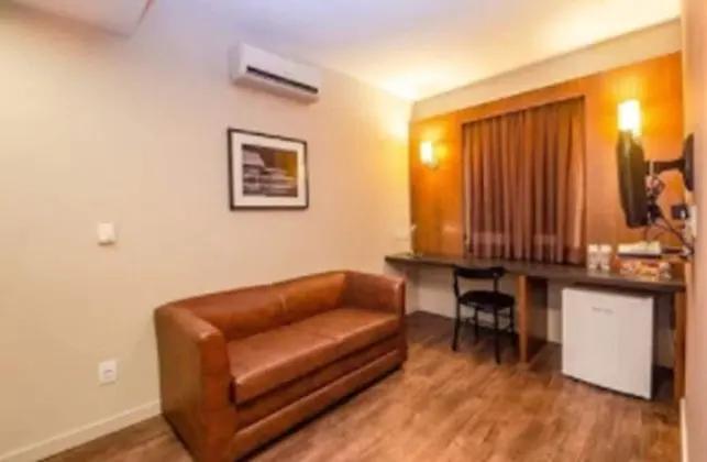 Superior Oda, 1 Büyük (Queen) Boy Yatak ve Çekyat, Şehir Manzaralı