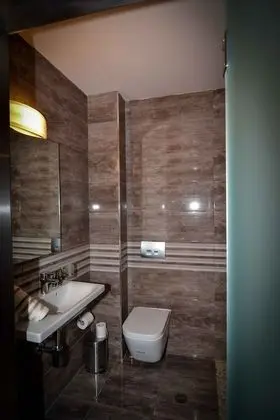 Deluxe Tek Büyük veya İki Ayrı Yataklı Oda