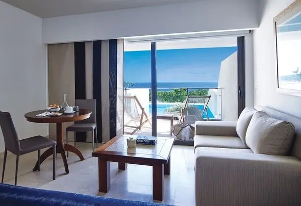 Süit (Sea View Individual Pool)