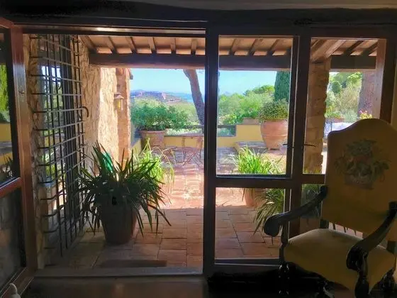Villa, Sigara İçilebilir
