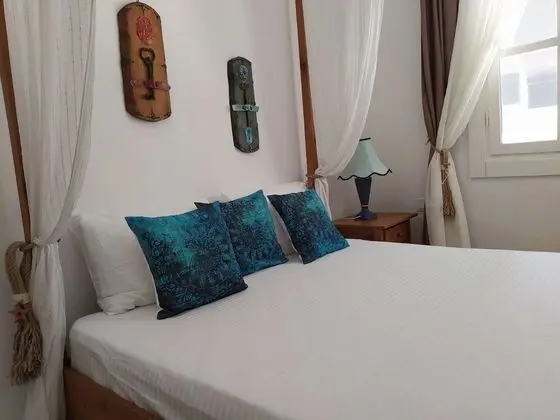 Basic Tek Büyük Yataklı Oda