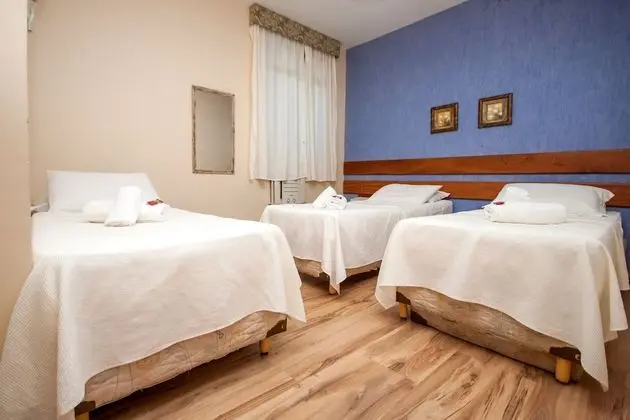 Classic Üç Kişilik Oda