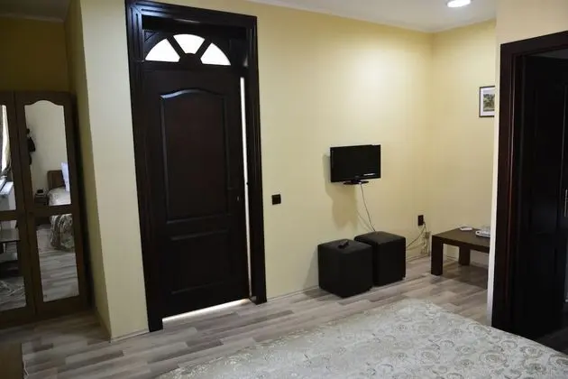 Basic Tek Büyük Yataklı Oda, Şehir Manzaralı