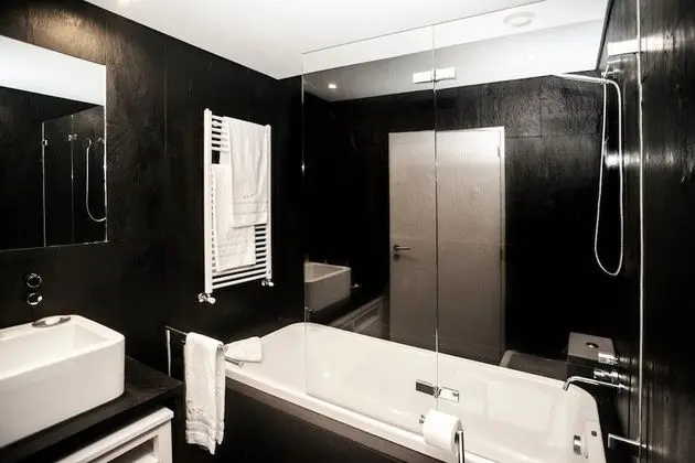 Superior Tek Büyük Yataklı Oda, 1 Çift Kişilik veya 2 Tek Kişilik Yatak, Avlu Manzaralı (Perfection)