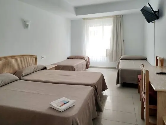 Dört Kişilik Oda