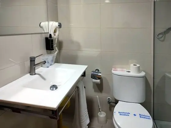 Dört Kişilik Oda