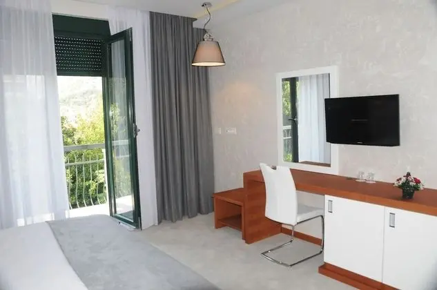 Standard Tek Büyük Yataklı Oda, Balkon