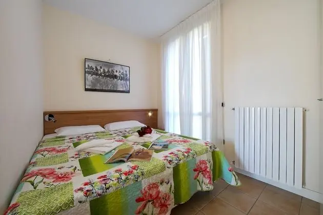 Family Apart Daire, 1 Çift Kişilik Yatak ve Çekyat, Bahçeli (Porto Letizia Begonia 4)