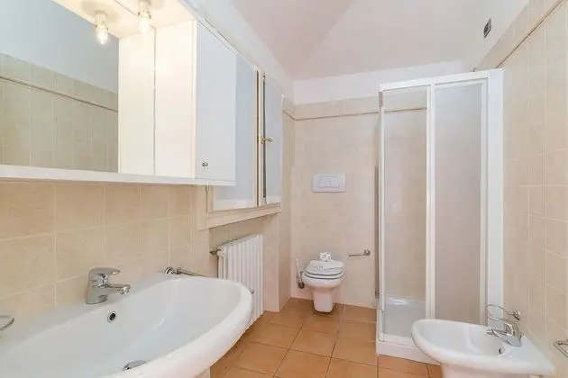 Family Stüdyo, Birden Çok Yatak, Dağ Manzaralı, Göl Kenarı (Porto Letizia Begonia 7)