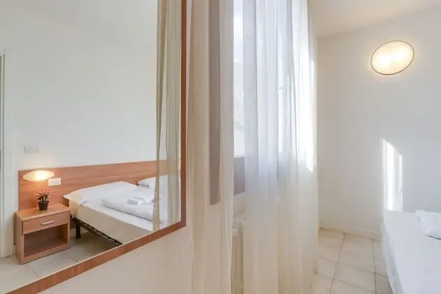 Standard Apart Daire, 1 Çift Kişilik Yatak ve Çekyat (Porto Letizia Chopin 8)