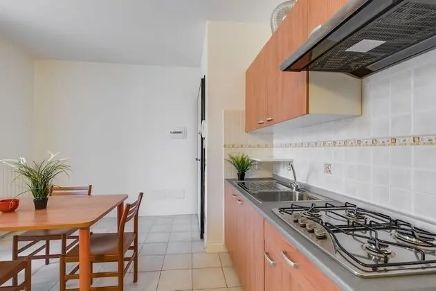 Standard Apart Daire, 1 Çift Kişilik Yatak ve Çekyat (Porto Letizia Chopin 8)