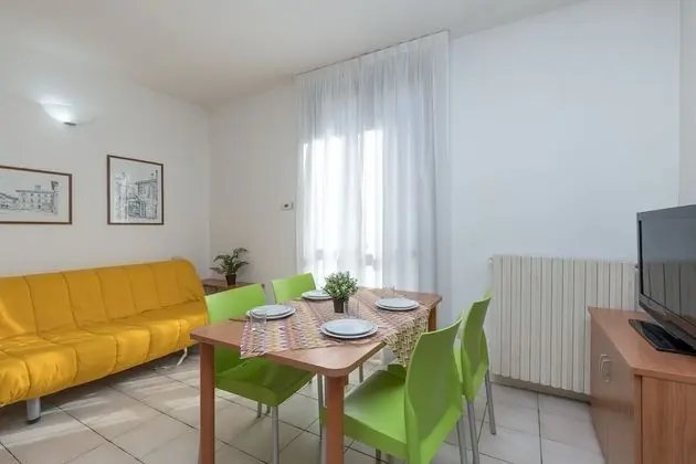 Standard Apart Daire, Birden Çok Yatak (Porto Letizia Leoncavallo 10)