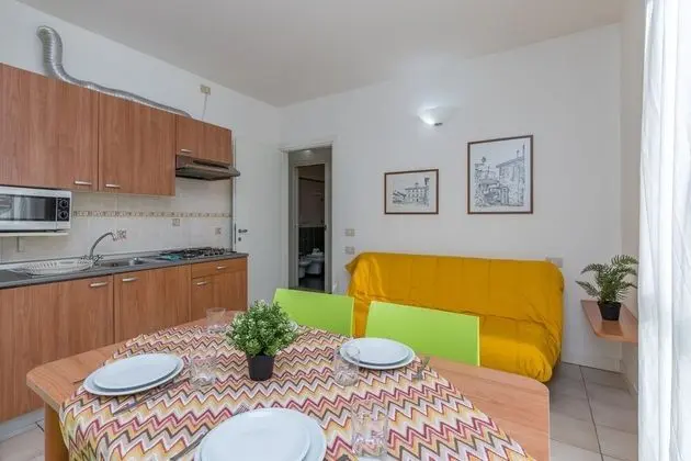 Standard Apart Daire, Birden Çok Yatak (Porto Letizia Leoncavallo 10)