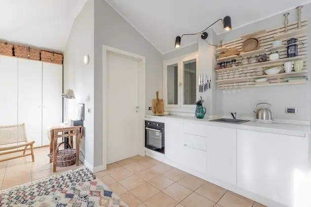 Family Stüdyo, Dağ Manzaralı, Göl Kenarı (Porto Letizia Orchidea 6)