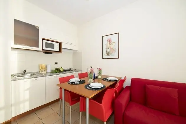 Family Apart Daire, Birden Çok Yatak, Göl Kenarı (Porto Letizia P12)