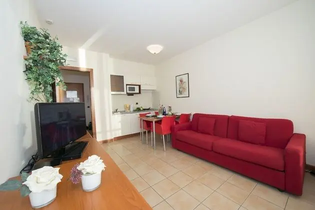 Family Apart Daire, Birden Çok Yatak, Göl Kenarı (Porto Letizia P12)