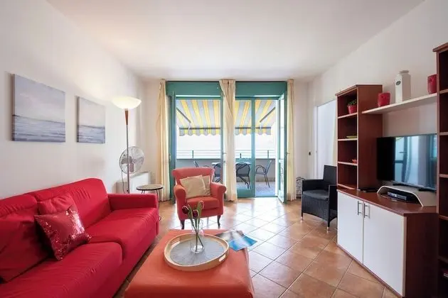 Family Apart Daire, 1 Çift Kişilik Yatak ve Çekyat, Göl Kenarı (Porto Letizia P13 B1)