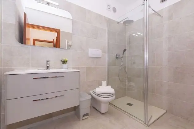 Family Apart Daire, 1 Çift Kişilik Yatak ve Çekyat, Bahçeli (Porto Letizia P15)