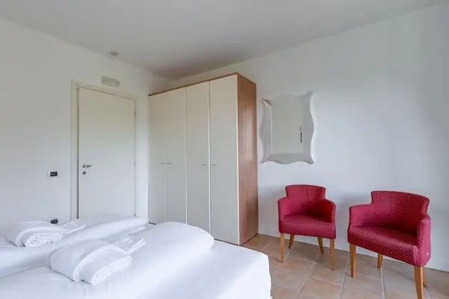 Standard Apart Daire, 1 Çift Kişilik Yatak ve Çekyat, Göl Kenarı (Porto Letizia P17)