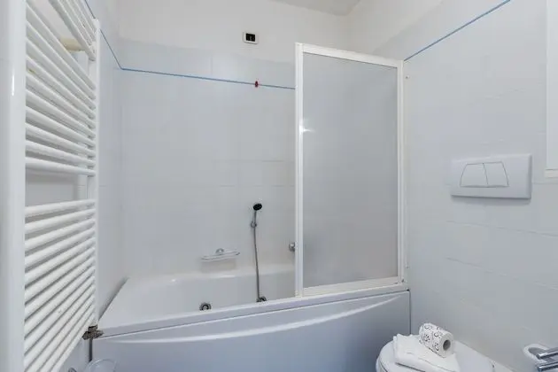 Standard Apart Daire, 1 Çift Kişilik Yatak ve Çekyat, Göl Kenarı (Porto Letizia P18)