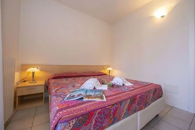 Family Apart Daire, 1 Çift Kişilik Yatak ve Çekyat, Bahçeli (Porto Letizia Roma 1)