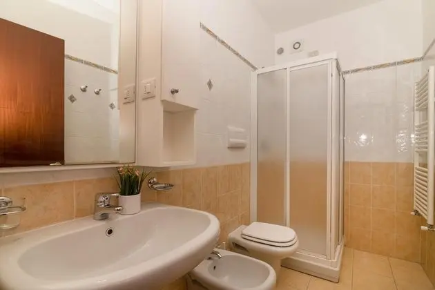 Standard Apart Daire, 1 Çift Kişilik Yatak ve Çekyat, Plaj Kenarı (Porto Letizia Roma 5)