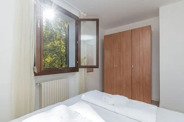 Standard Apart Daire, 1 Çift Kişilik Yatak ve Çekyat (Porto Letizia Rossini 8)