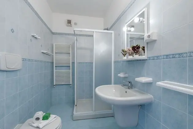 Standard Apart Daire, 1 Çift Kişilik Yatak ve Çekyat (Porto Letizia Rossini 8)