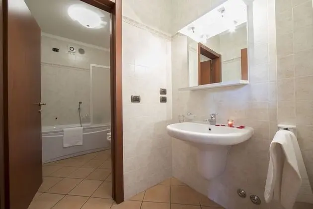 Standard Apart Daire, 1 Çift Kişilik Yatak ve Çekyat (Porto Letizia S14 B1)