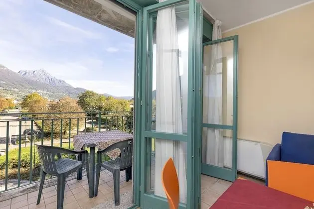 Standard Stüdyo, Dağ Manzaralı (Porto Letizia S18)