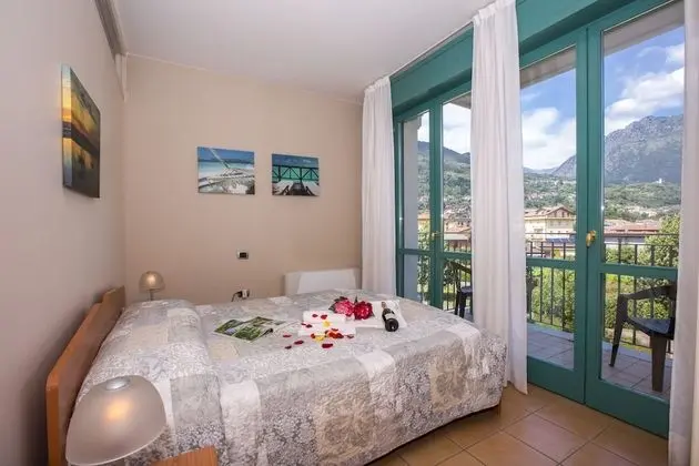 Standard Apart Daire, 1 Çift Kişilik Yatak ve Çekyat (Porto Letizia S3 B1)