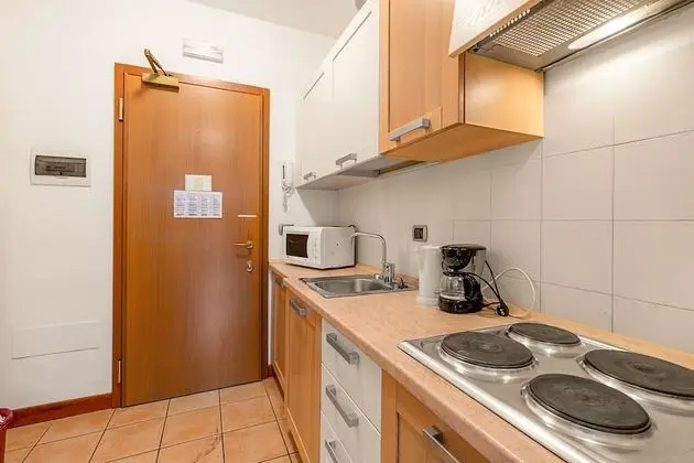 Family Stüdyo, Birden Çok Yatak, Dağ Manzaralı, Göl Kenarı (Porto Letizia T19)