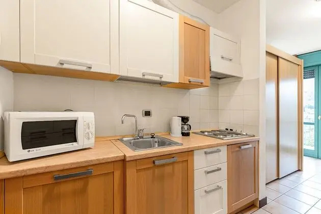 Family Stüdyo, Birden Çok Yatak, Dağ Manzaralı, Göl Kenarı (Porto Letizia T19)