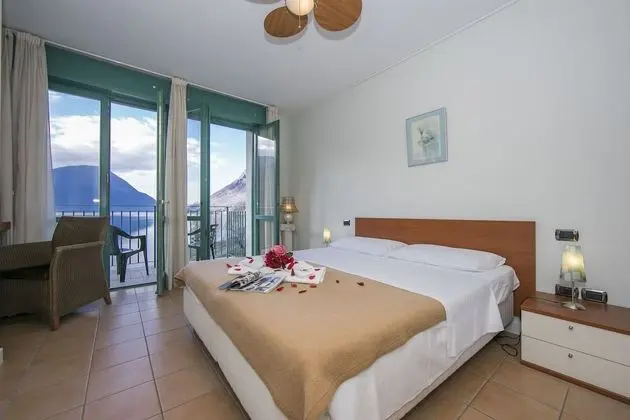 Family Apart Daire, 1 Çift Kişilik Yatak ve Çekyat, Göl Kenarı (Porto Letizia T9)