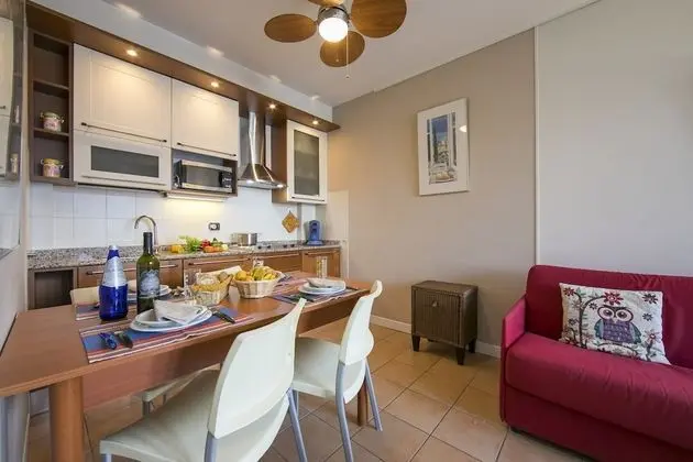 Family Apart Daire, 1 Çift Kişilik Yatak ve Çekyat, Göl Kenarı (Porto Letizia T9)