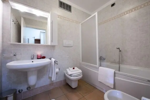 Family Apart Daire, 1 Çift Kişilik Yatak ve Çekyat, Göl Kenarı (Porto Letizia T9)