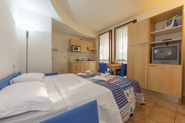 Standard Apart Daire, Birden Çok Yatak, 2 Banyolu, Plaj Kenarı (Porto Letizia Torino 3)