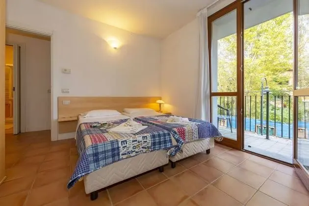 Standard Apart Daire, Birden Çok Yatak, 2 Banyolu, Plaj Kenarı (Porto Letizia Torino 3)