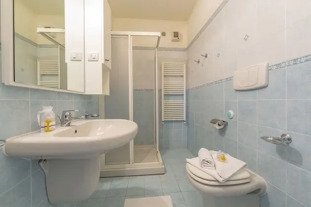 Standard Apart Daire, Birden Çok Yatak, 2 Banyolu, Plaj Kenarı (Porto Letizia Torino 3)