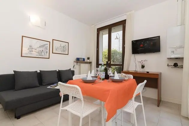 Family Apart Daire, 1 Çift Kişilik Yatak ve Çekyat, Bahçeli (Porto Letizia Toscanini 1)