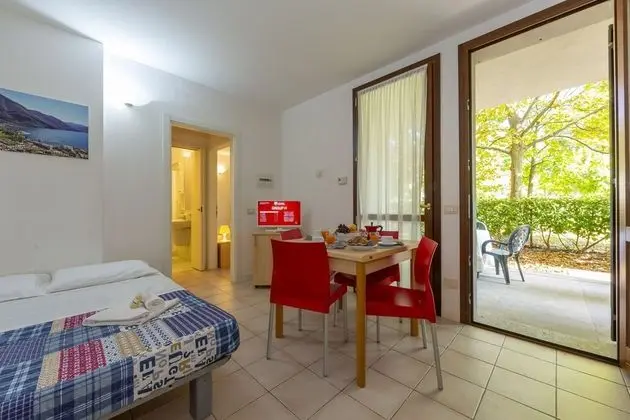 Standard Apart Daire, 1 Çift Kişilik Yatak ve Çekyat, Bahçeli (Porto Letizia Venezia 2)