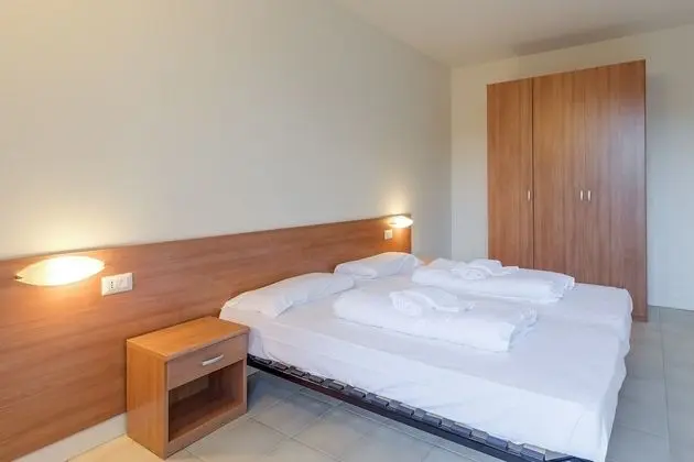 Standard Apart Daire, 1 Çift Kişilik Yatak ve Çekyat (Porto Letizia Verdi 5)