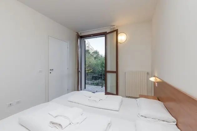 Standard Apart Daire, 1 Çift Kişilik Yatak ve Çekyat (Porto Letizia Verdi 5)