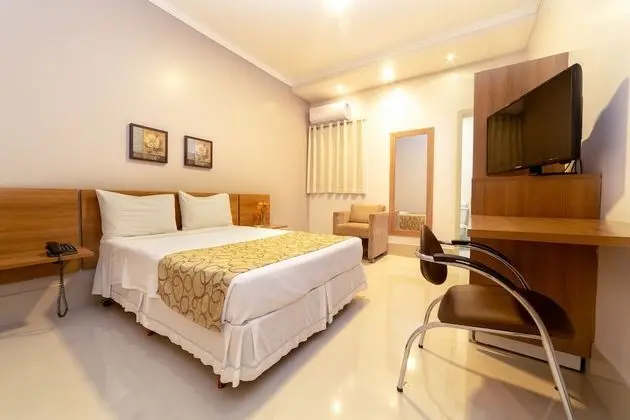 Luxury Tek Büyük Yataklı Oda